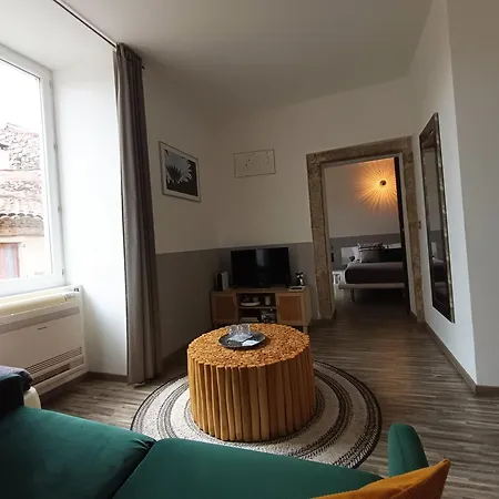Des Loges - Les Vans / Nocleg ze śniadaniem Chambonas